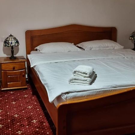 帕罗里斯Casa Bondia别墅 外观 照片