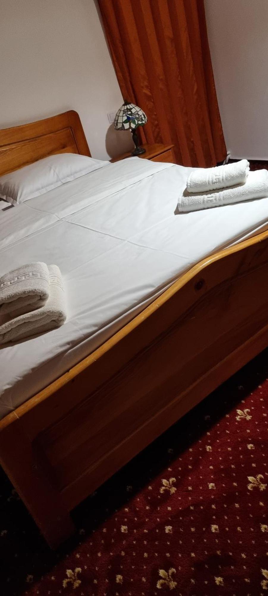 帕罗里斯Casa Bondia别墅 外观 照片